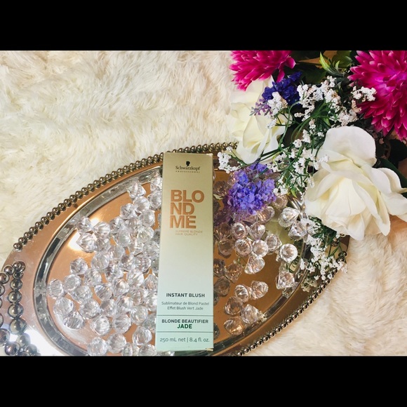 Schwarzkopf Blonde Me Jade Instant Blush - Picture 3 of 5